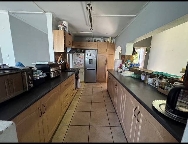 4 BEDROOM HOUSE FOR SALE IN BARBERTON